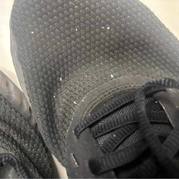 Nike Shoes Womens 8.5 Revolution 5 Athletic Running Low Sneakers Black Fabric - Picture 7 of 8